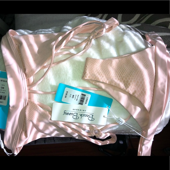 Beach Bunny Other - Beach Bunny 2 Piece - Larson top - London bottom